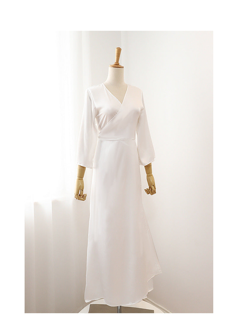 Long Gown With Slender Lace Lace On The Back