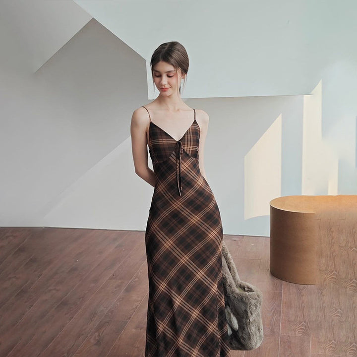 European And American Fashion Retro Plaid Pure Desire Socialite Temperament Slim Strap Dress